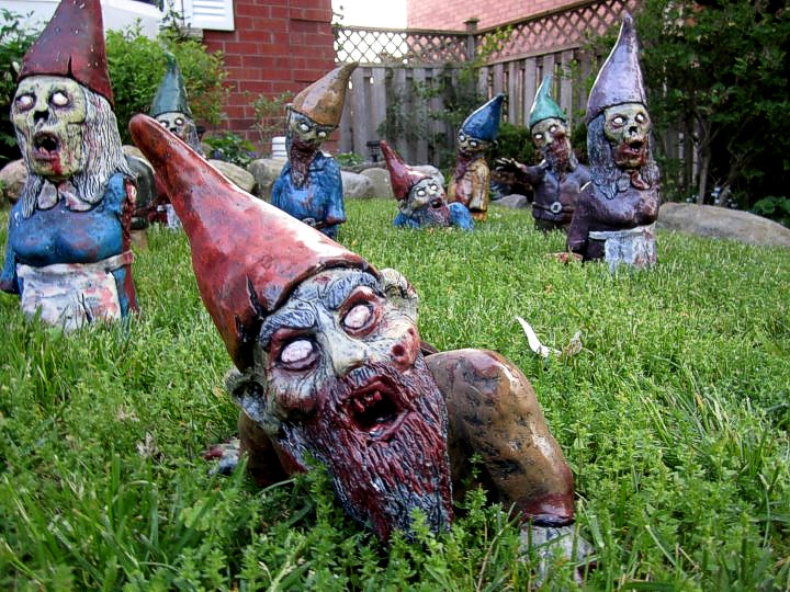 beware/zombie_gnomes.jpg