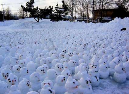 funny/snowmen-protest.png